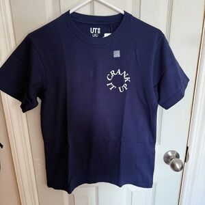 Uniqlo shirt